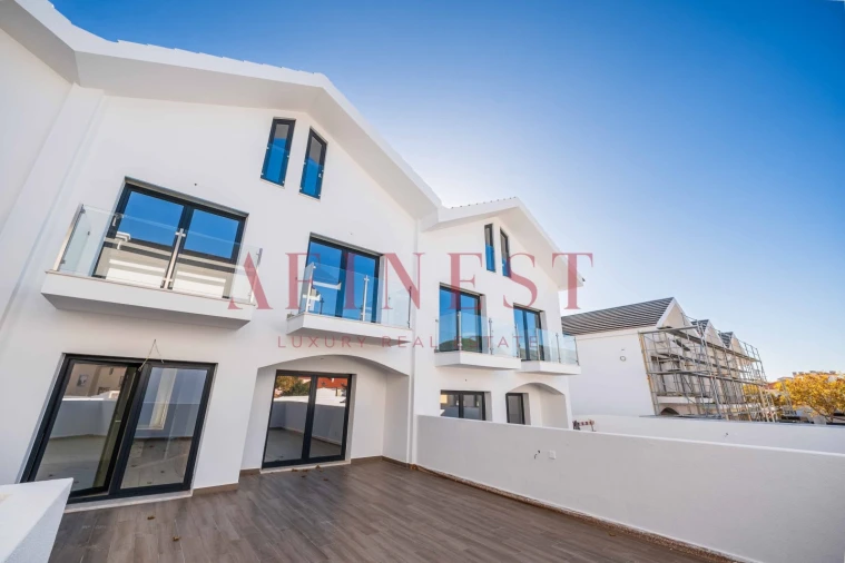 Moradia T4 para Venda em Cascais e Estoril Foto 39