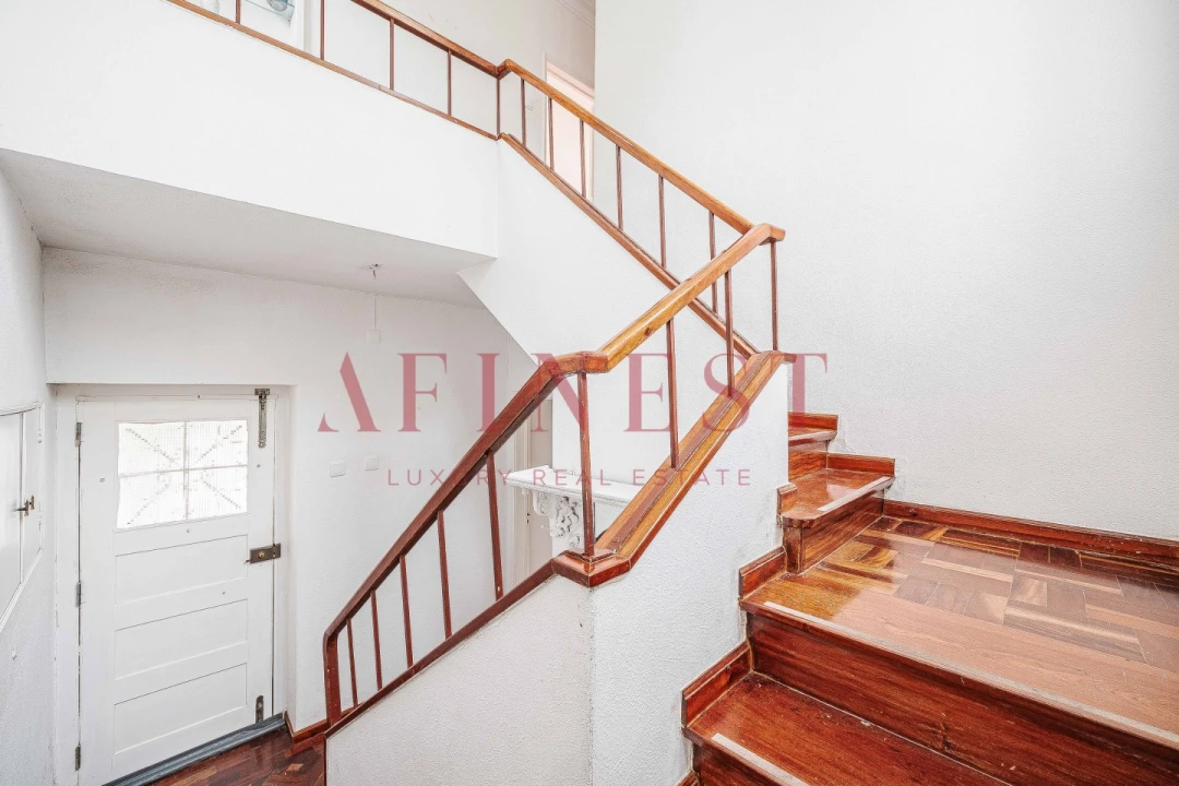 Moradia T4 para Venda em Algés, Linda-A-Velha e Cruz Quebrada-Dafundo Foto 31