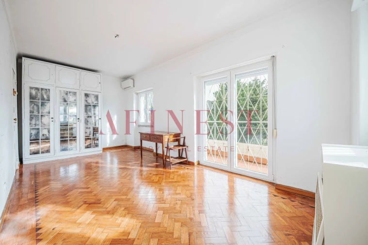 Moradia T4 para Venda em Algés, Linda-A-Velha e Cruz Quebrada-Dafundo Foto 49