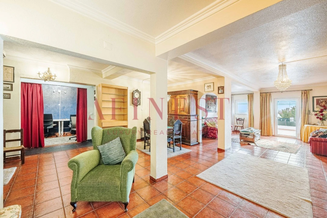 Moradia T7 para Venda em Carcavelos e Parede Foto 9