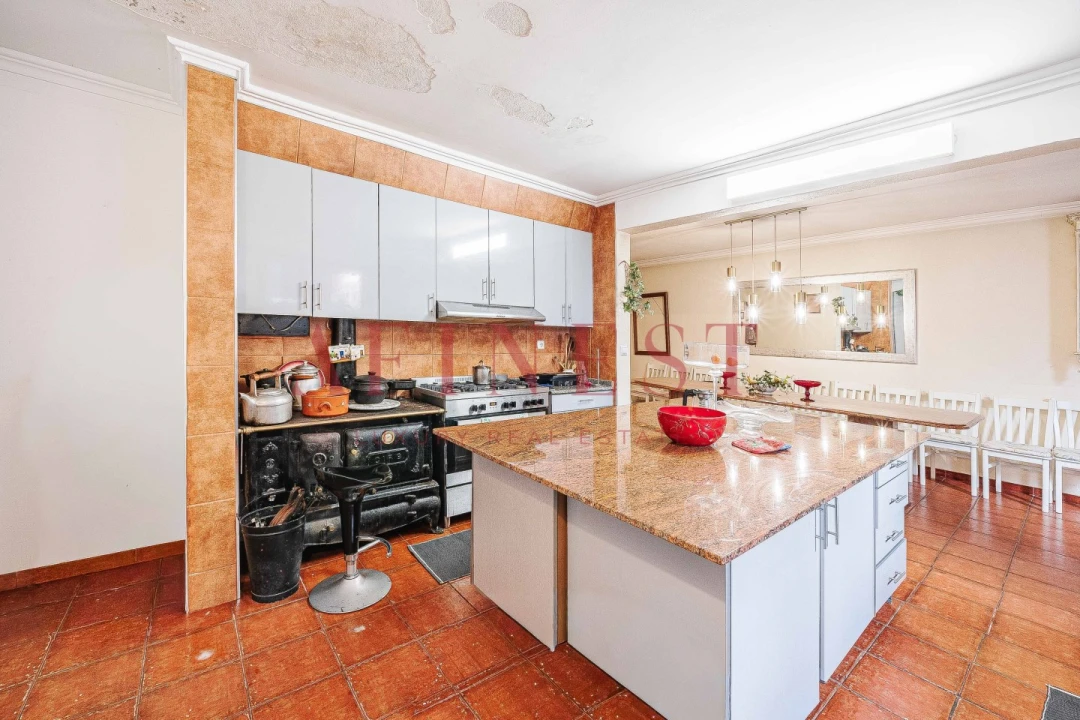 Moradia T7 para Venda em Carcavelos e Parede Foto 17