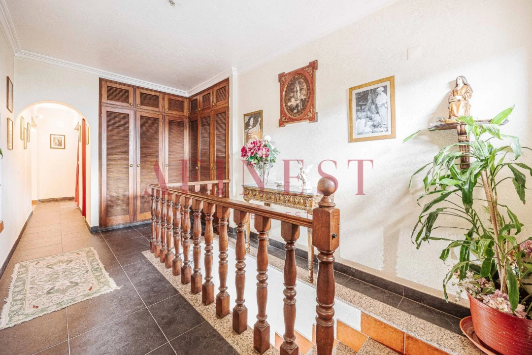 Moradia T7 para Venda em Carcavelos e Parede Foto 22