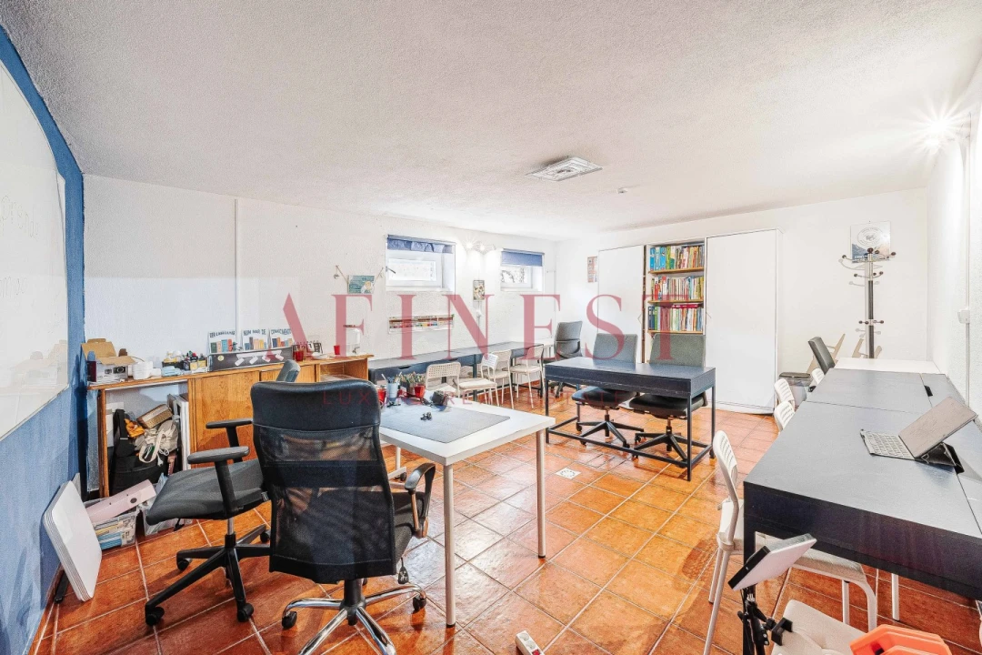 Moradia T7 para Venda em Carcavelos e Parede Foto 23