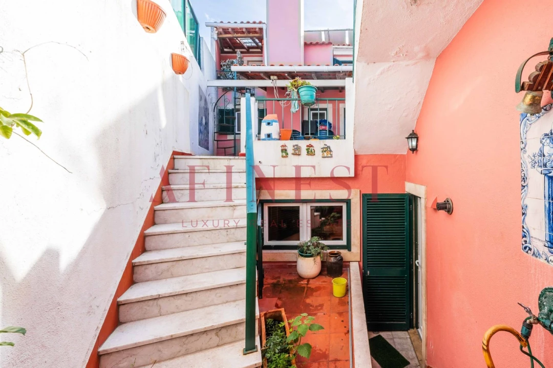 Moradia T7 para Venda em Carcavelos e Parede Foto 75