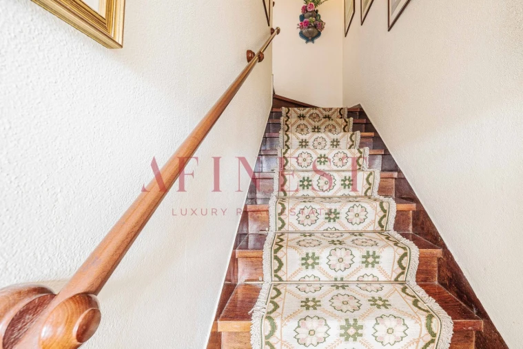 Moradia T7 para Venda em Carcavelos e Parede Foto 28