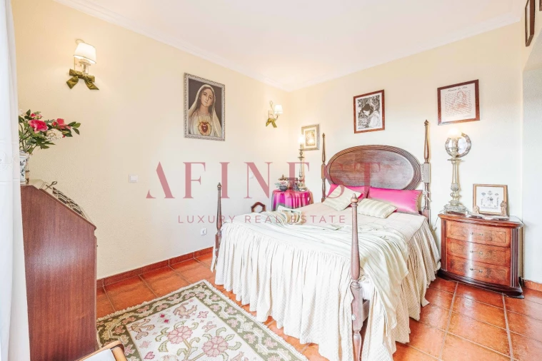 Moradia T7 para Venda em Carcavelos e Parede Foto 32