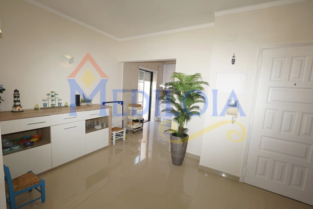 Apartamento T1 para Venda em Vila Real de Santo Antonio Foto 14