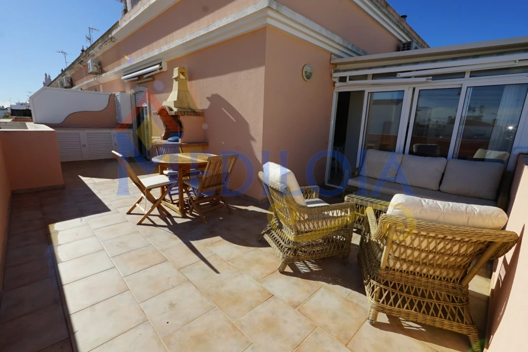 Apartamento T1 para Venda em Vila Real de Santo Antonio Foto 1