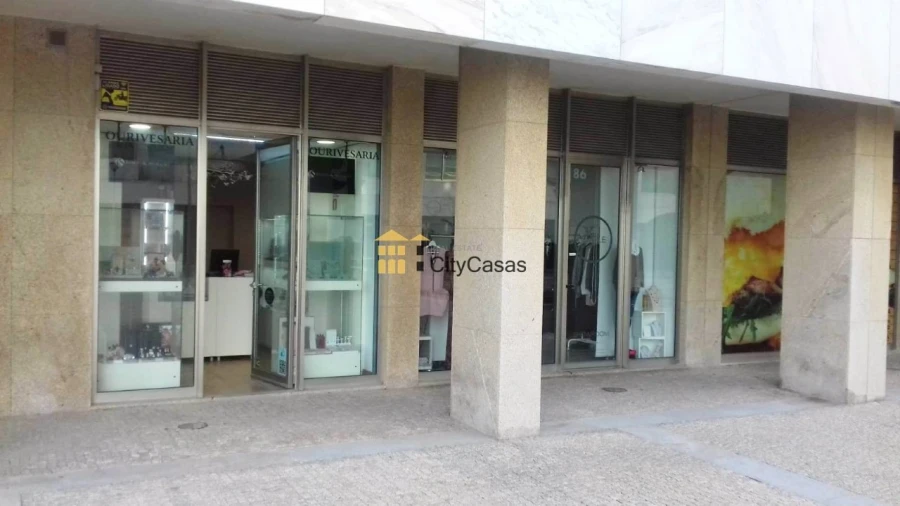 Loja para Arrendamento em Matosinhos e Leça da Palmeira Foto 4