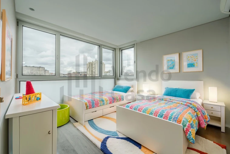 Apartamento T3 para Arrendamento em Braga (Maximinos, Sé e Cividade) Foto 48