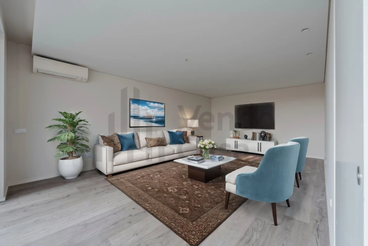 Apartamento T3 para Arrendamento em Braga (Maximinos, Sé e Cividade) Foto 56