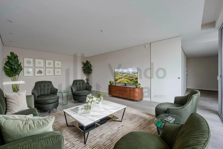 Apartamento T3 para Arrendamento em Braga (Maximinos, Sé e Cividade) Foto 63