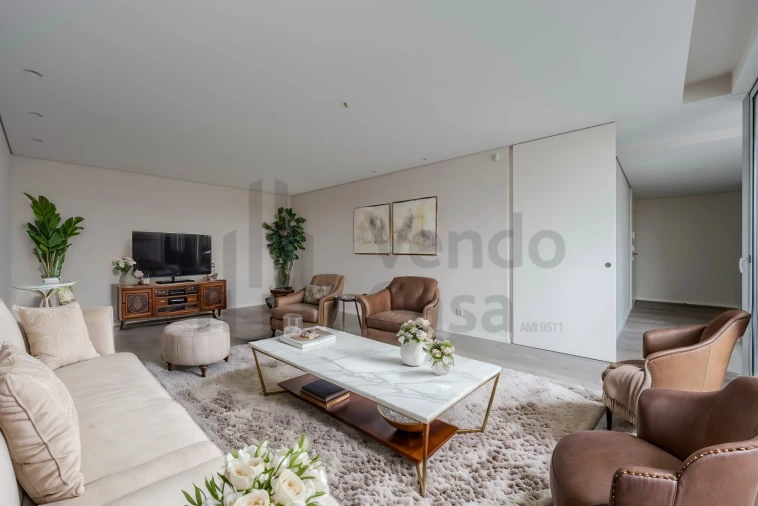 Apartamento T3 para Arrendamento em Braga (Maximinos, Sé e Cividade) Foto 65