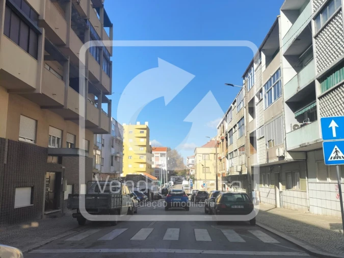 Apartamento T1 para Venda em Alto do Seixalinho, Santo André e Verderena Foto 6