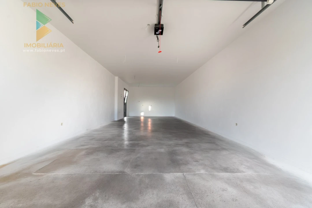 Moradia T3 para Venda em Aguiã Foto 12