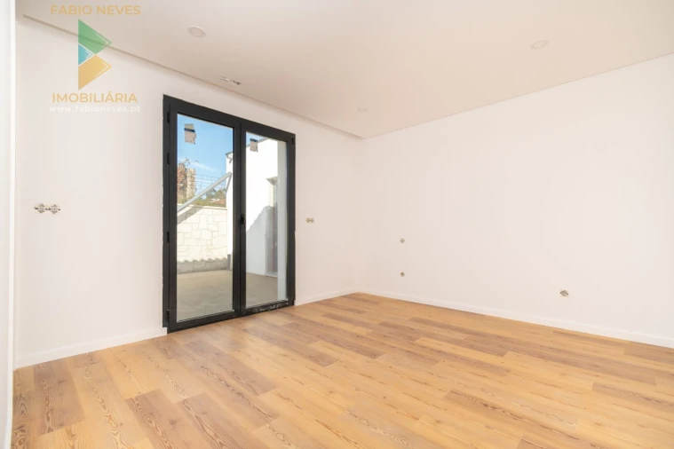 Moradia T3 para Venda em Aguiã Foto 32