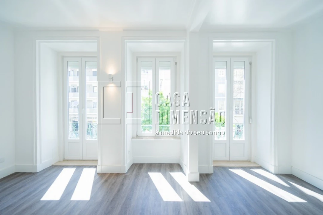 Apartamento T3 para Venda em Arroios Foto 2