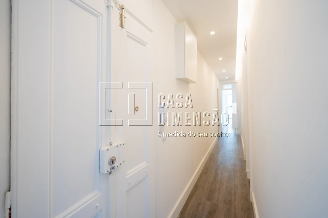 Apartamento T3 para Venda em Arroios Foto 4