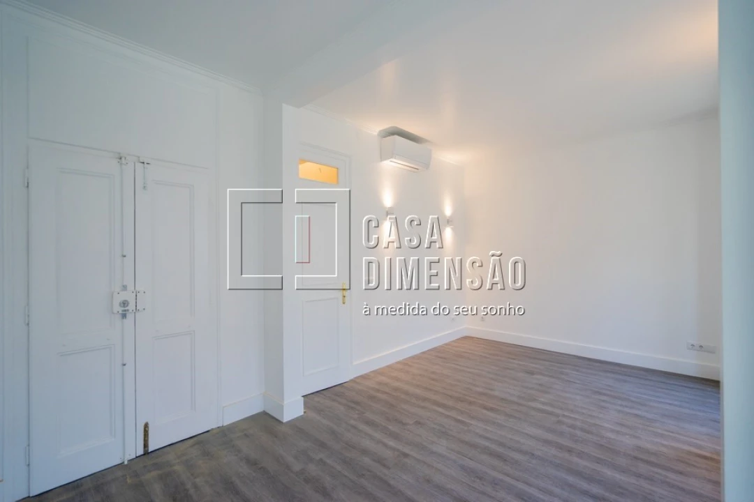 Apartamento T3 para Venda em Arroios Foto 11
