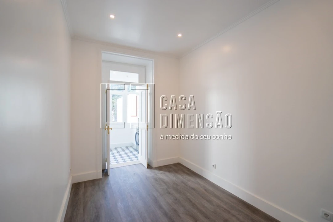 Apartamento T3 para Venda em Arroios Foto 41