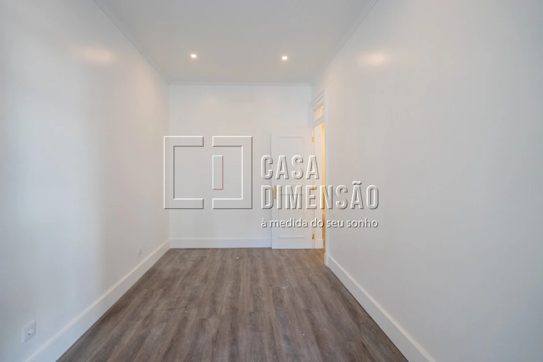 Apartamento T3 para Venda em Arroios Foto 44