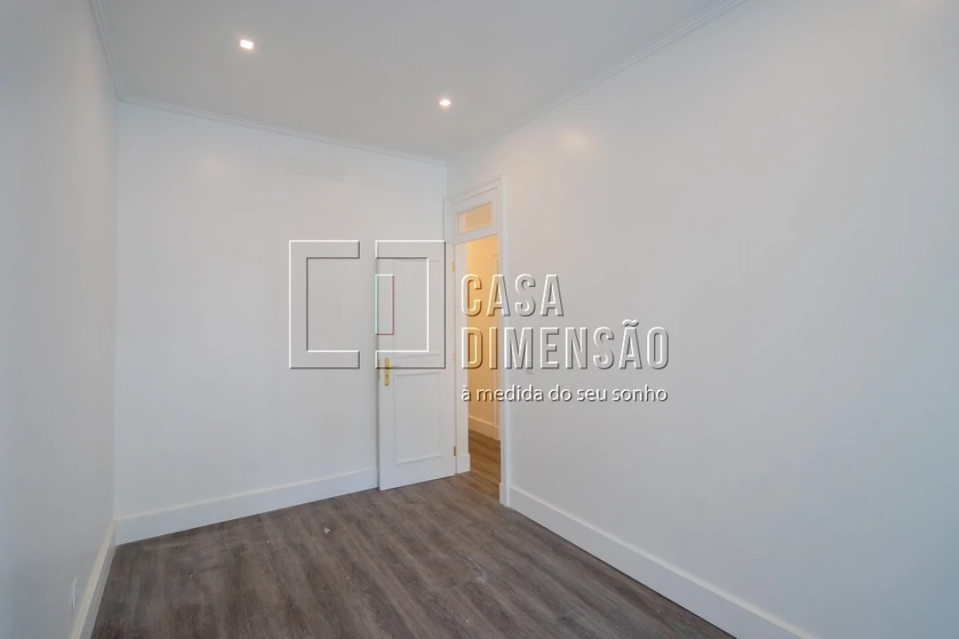 Apartamento T3 para Venda em Arroios Foto 45