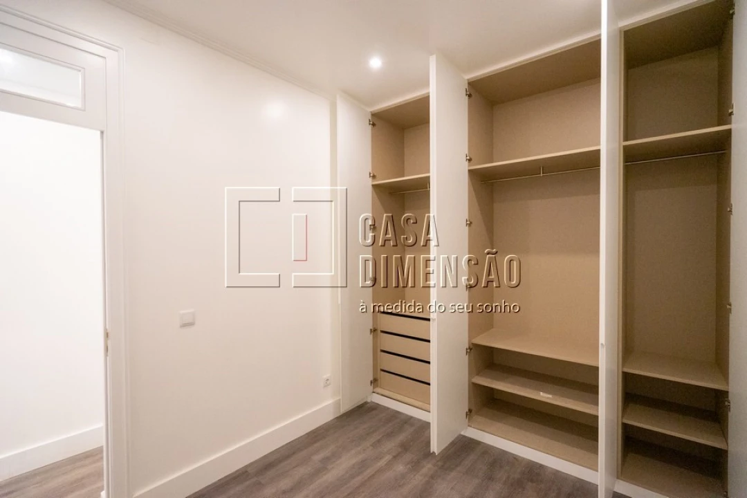 Apartamento T3 para Venda em Arroios Foto 53