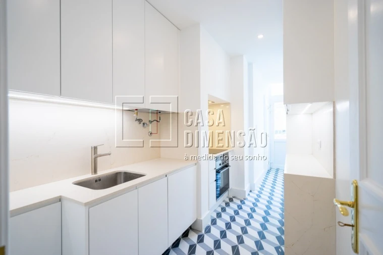 Apartamento T3 para Venda em Arroios Foto 15