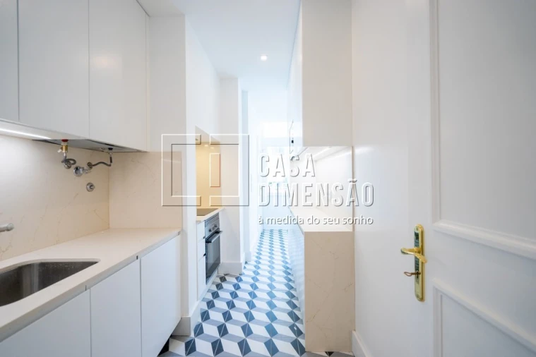 Apartamento T3 para Venda em Arroios Foto 16