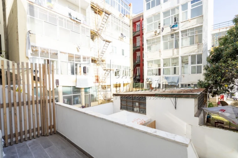 Apartamento T3 para Venda em Arroios Foto 30