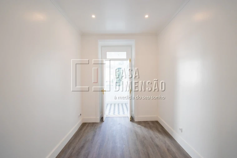 Apartamento T3 para Venda em Arroios Foto 42