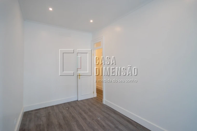 Apartamento T3 para Venda em Arroios Foto 45