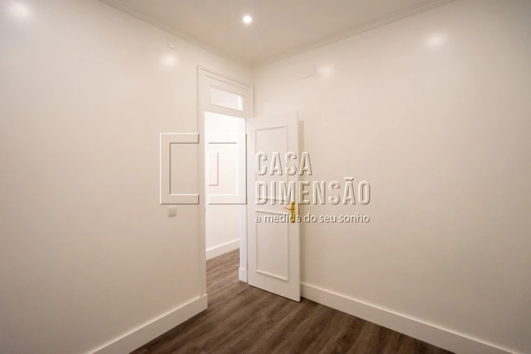 Apartamento T3 para Venda em Arroios Foto 50