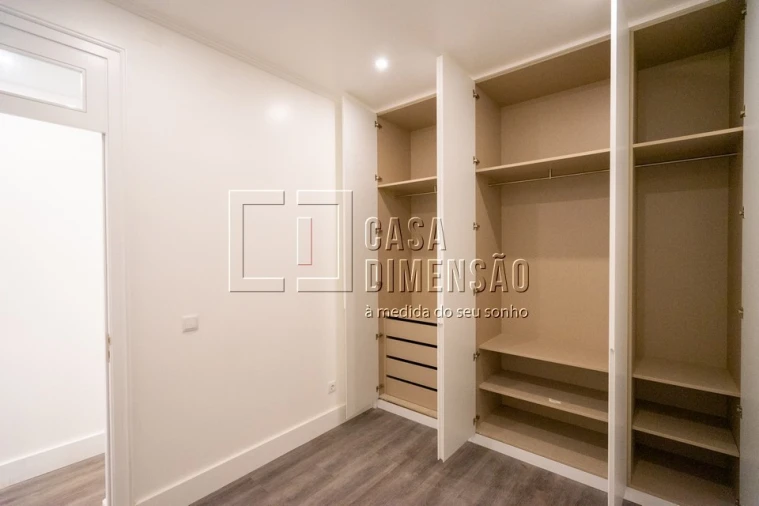 Apartamento T3 para Venda em Arroios Foto 53