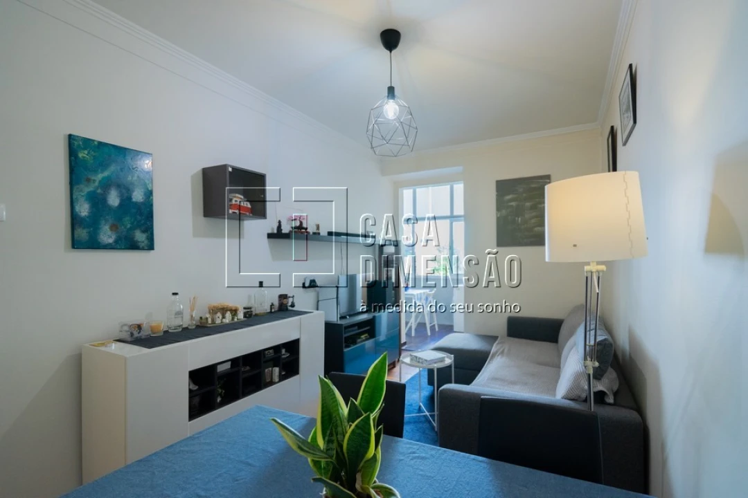 Apartamento T2 para Venda em Benfica Foto 8