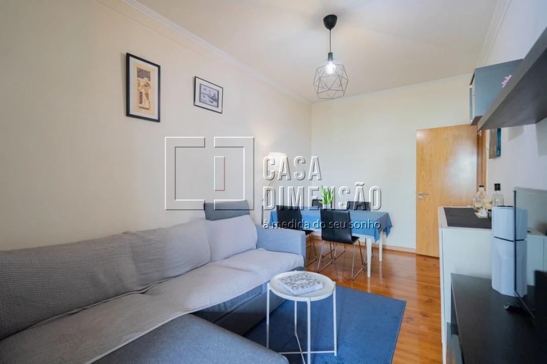Apartamento T2 para Venda em Benfica Foto 12