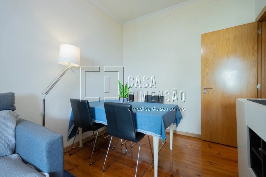 Apartamento T2 para Venda em Benfica Foto 14
