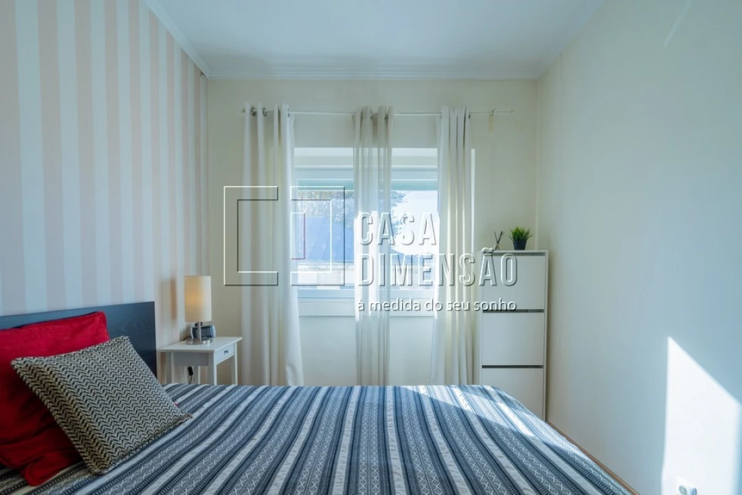 Apartamento T2 para Venda em Benfica Foto 32