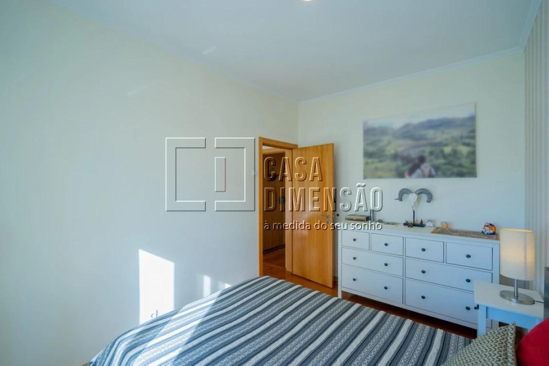 Apartamento T2 para Venda em Benfica Foto 38