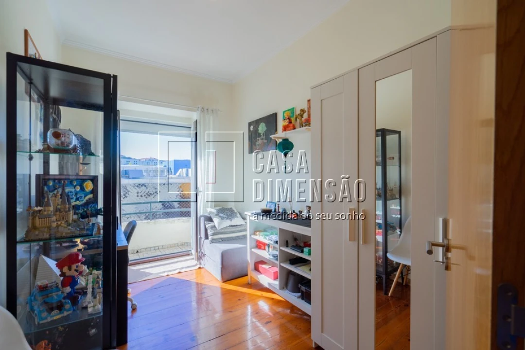 Apartamento T2 para Venda em Benfica Foto 39