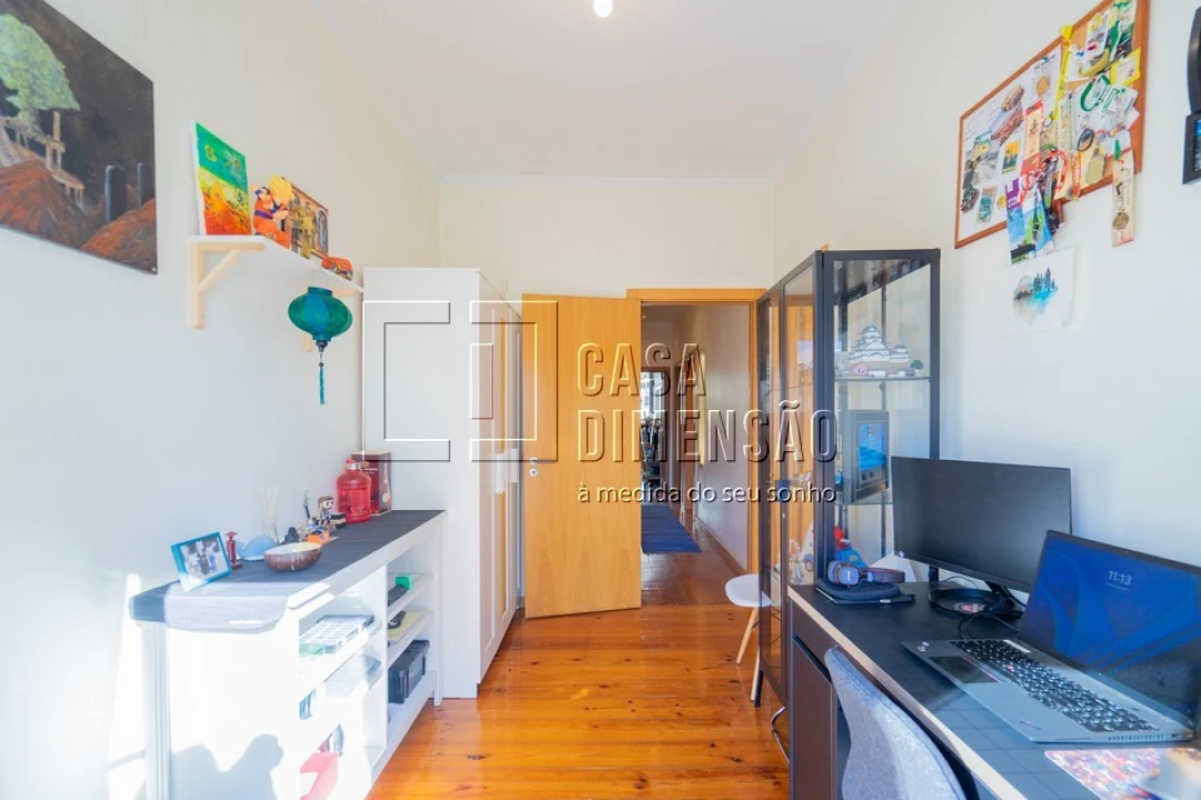 Apartamento T2 para Venda em Benfica Foto 42