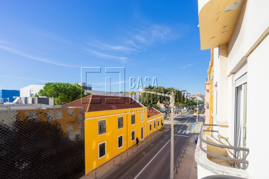 Apartamento T2 para Venda em Benfica Foto 50