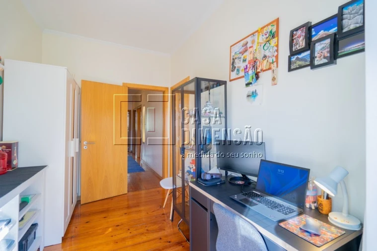 Apartamento T2 para Venda em Benfica Foto 43