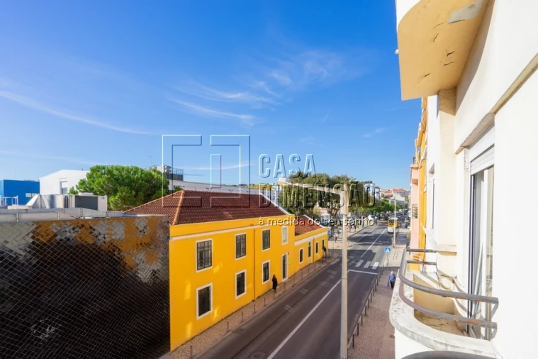 Apartamento T2 para Venda em Benfica Foto 50
