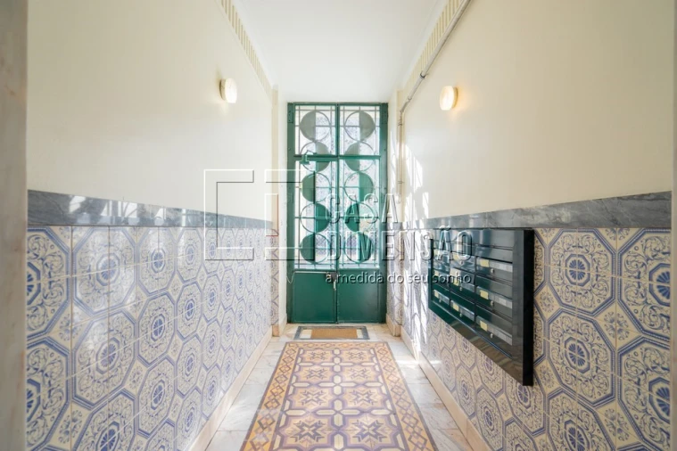 Apartamento T2 para Venda em Benfica Foto 67