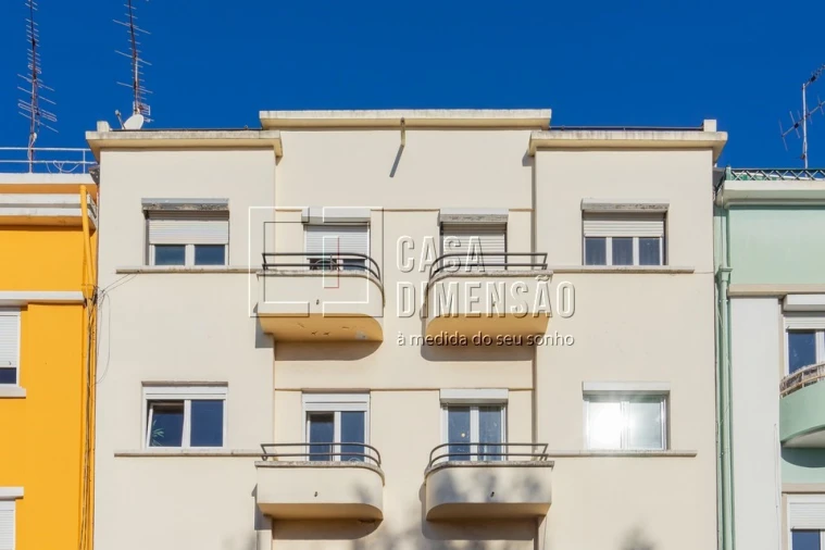 Apartamento T2 para Venda em Benfica Foto 73