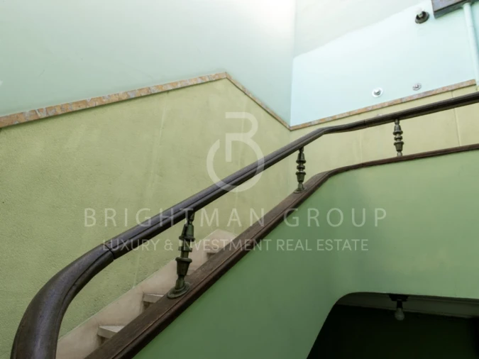 Prédio para Venda em Alvalade Foto 3