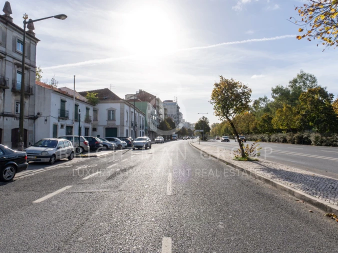 Prédio para Venda em Alvalade Foto 31