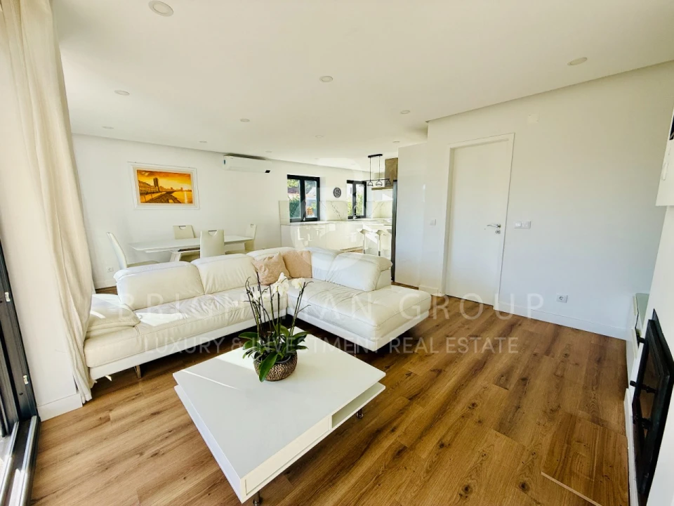 Moradia T5 para Venda em Rio de Mouro Foto 21