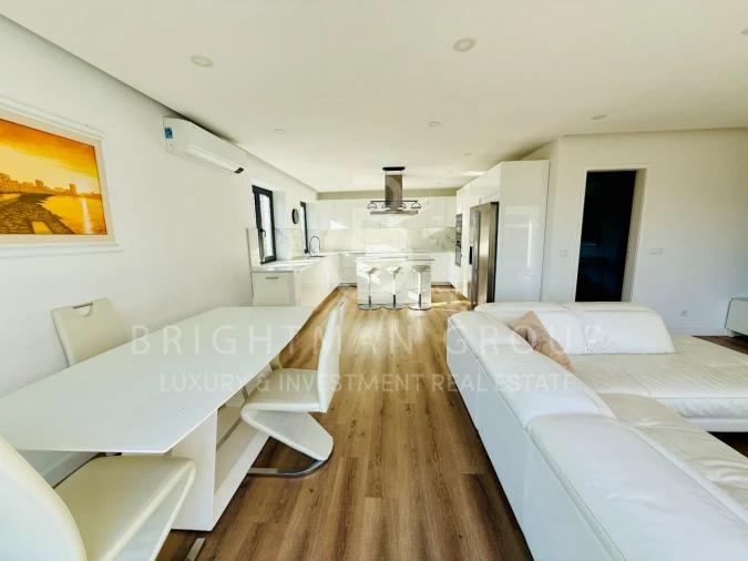 Moradia T4 para Venda em Almargem do Bispo, Pêro Pinheiro e Montelavar Foto 19